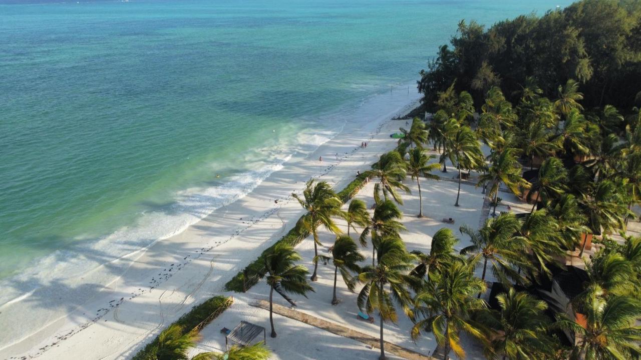 Vrclub Paje Palms Beach Resort Exterior photo
