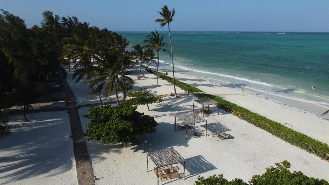 Vrclub Paje Palms Beach Resort Exterior photo