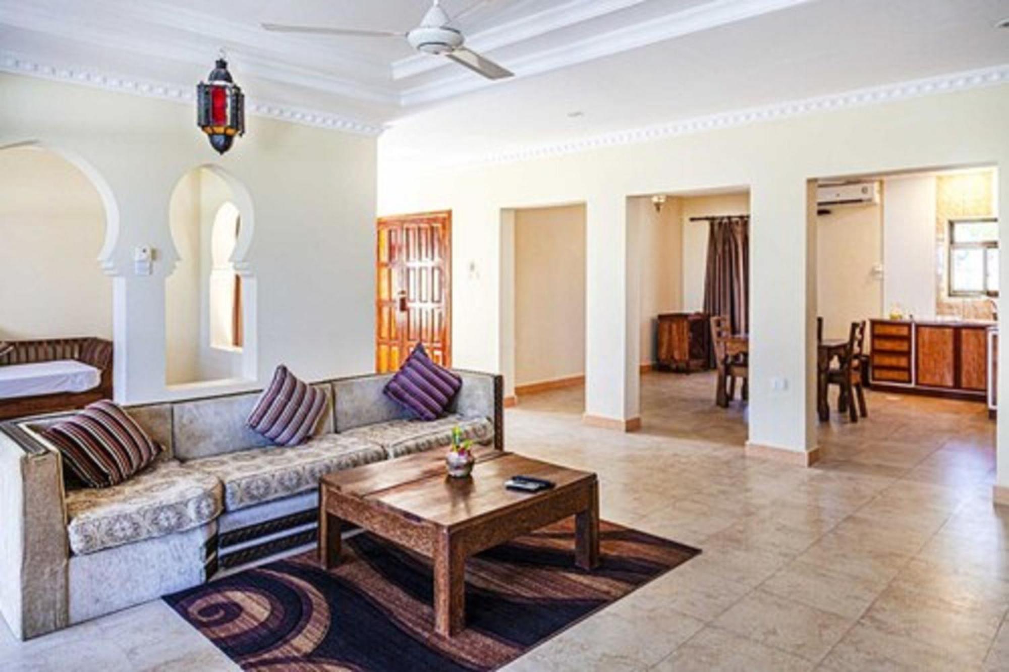 Vrclub Paje Palms Beach Resort Exterior photo